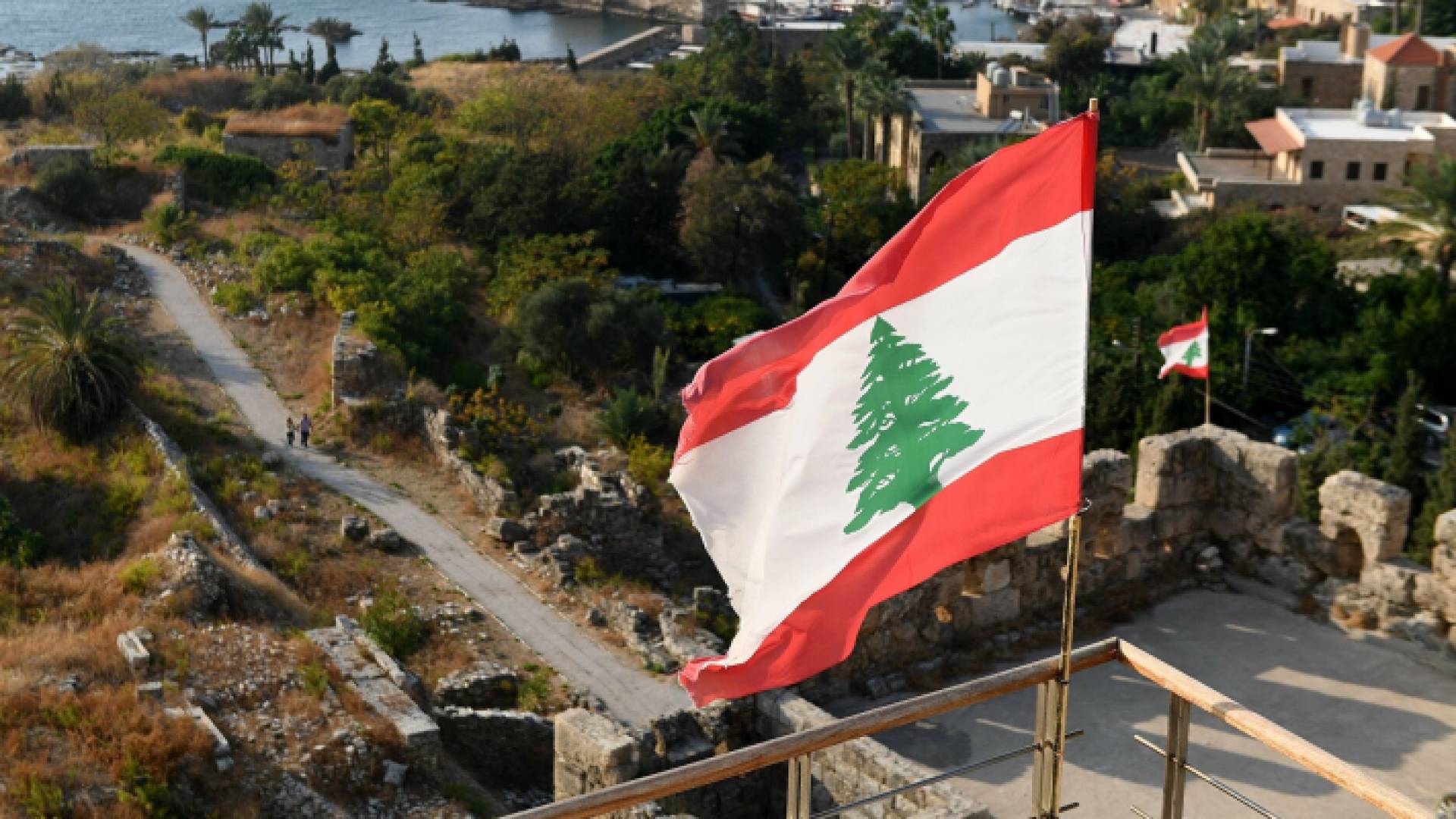 علم لبنان - ارشيفية