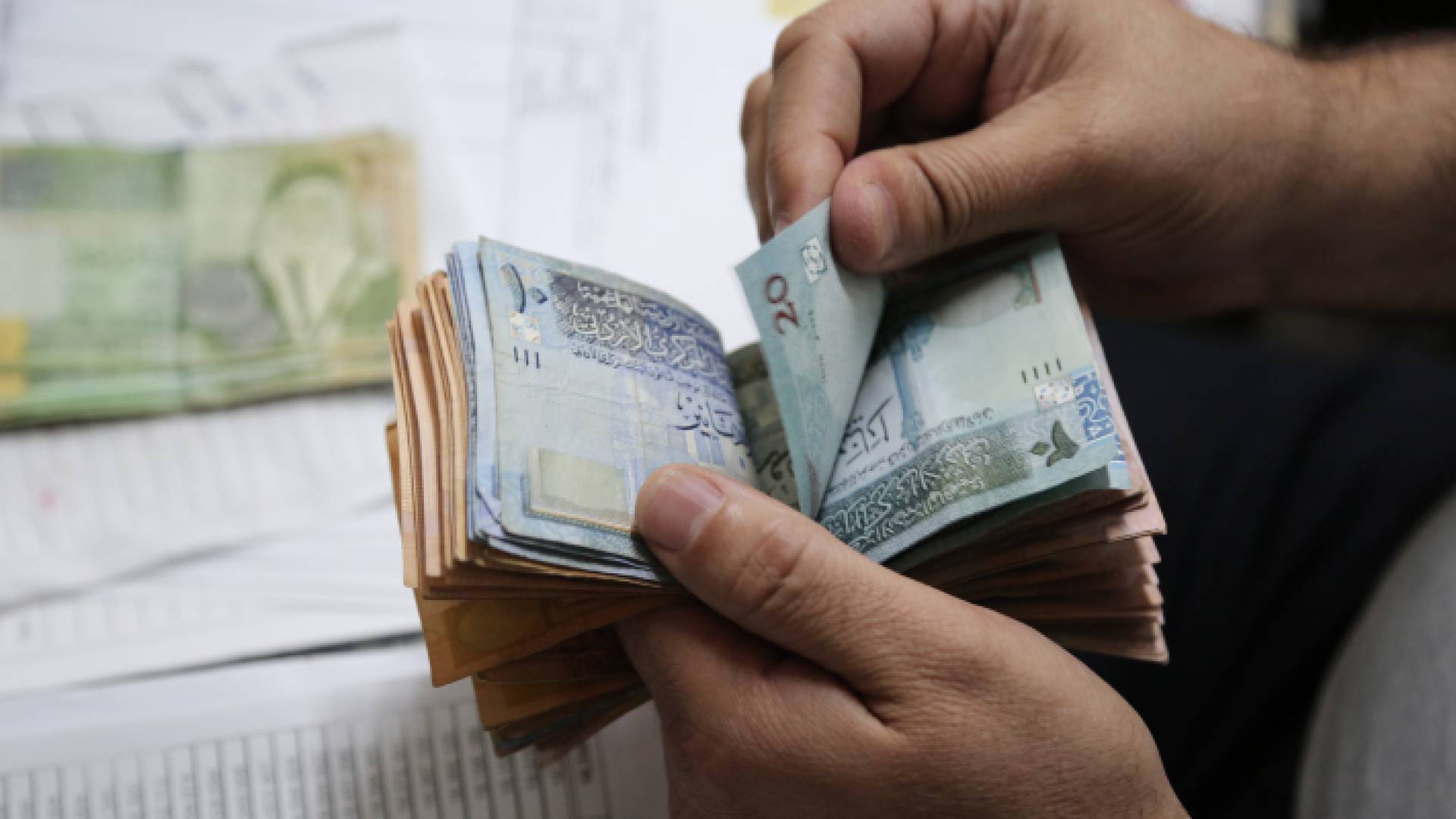 عملة ورقية أردنية - ارشيفية