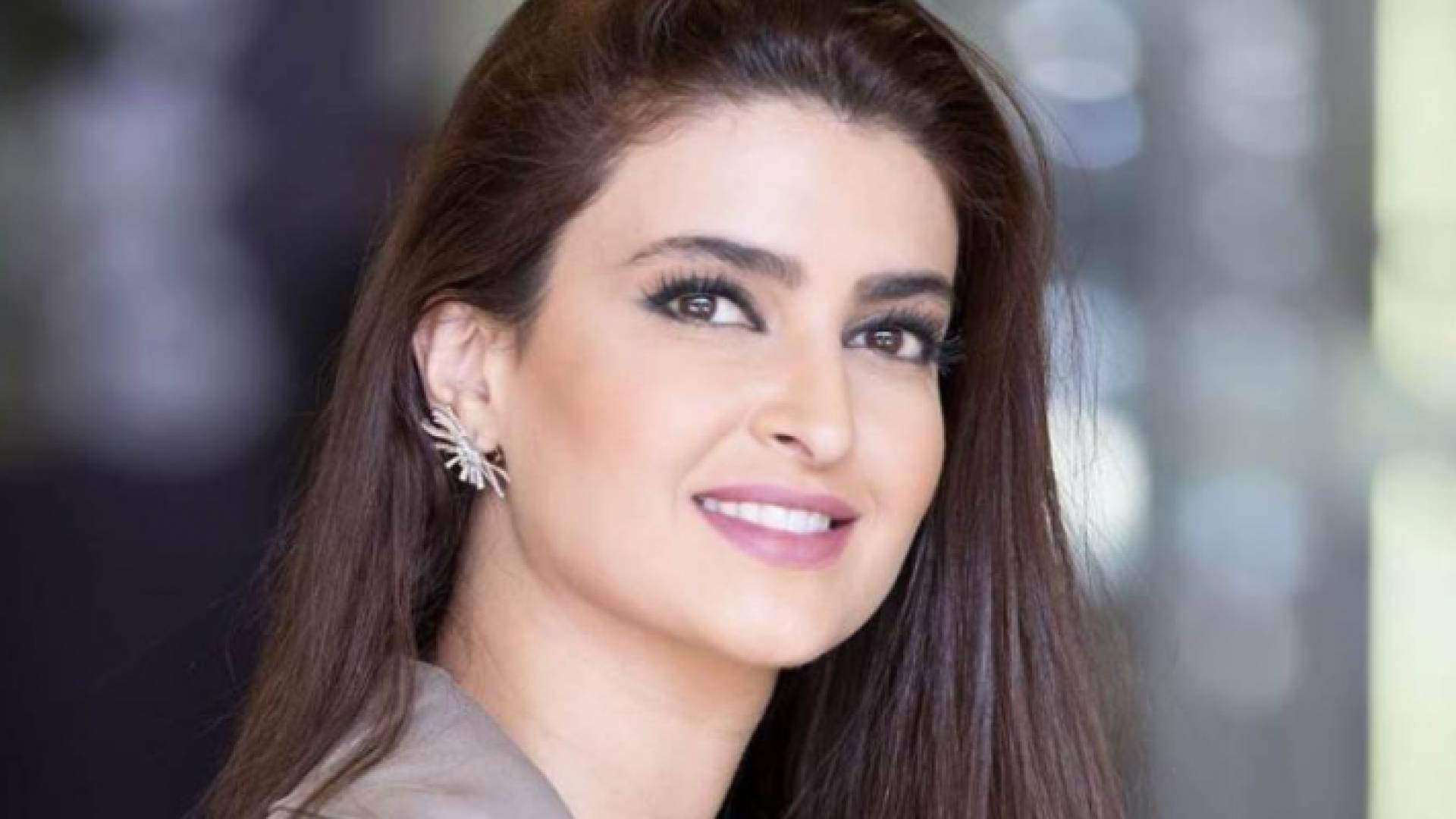 الإعلامية الأردنية علا فارس