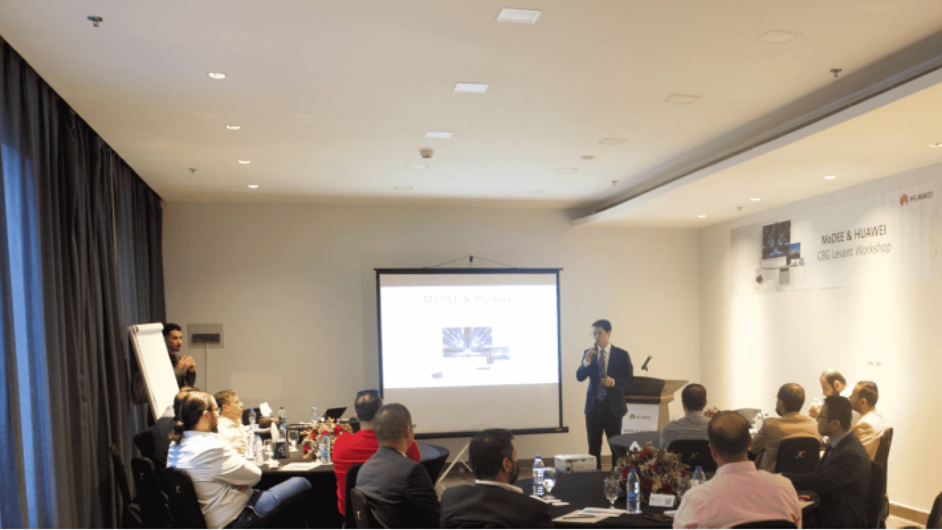 مجموعة هواوي لأعمال المستهلكين تعرض أحدث منتجاتها وتقنياتها المبتكرة