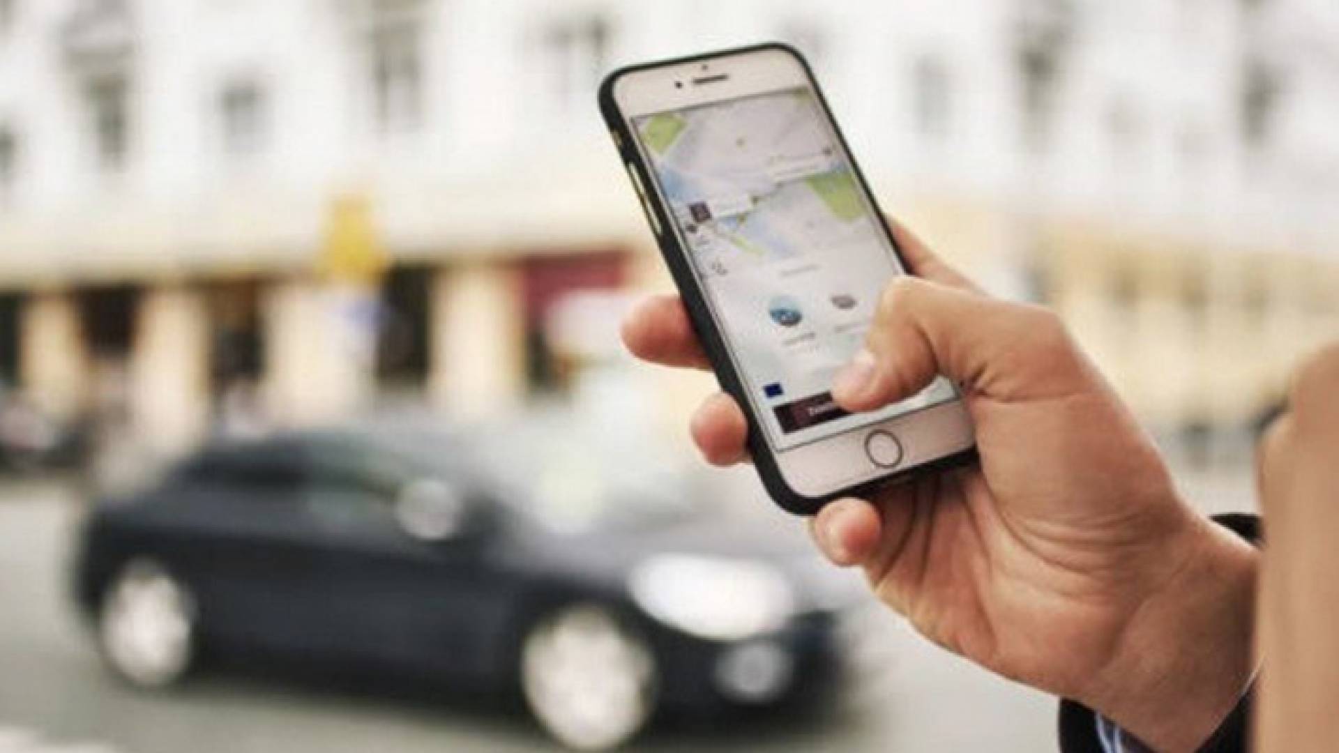 تطبيقات النقل الذكية - تعبيرية