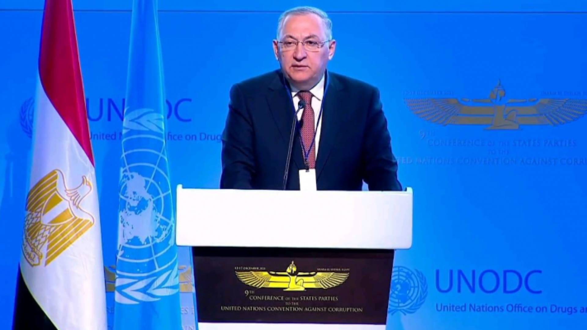 رئيس مجلس هيئة النزاهة ومكافحة الفساد الدكتور مهند حجازي