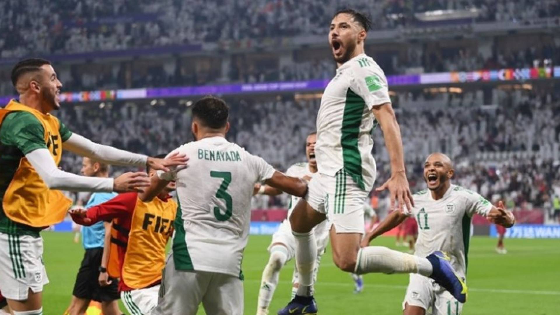 يوسف البلايلي بعد تسجيل هدف الفوز لمنتخب الجزائر على قطر