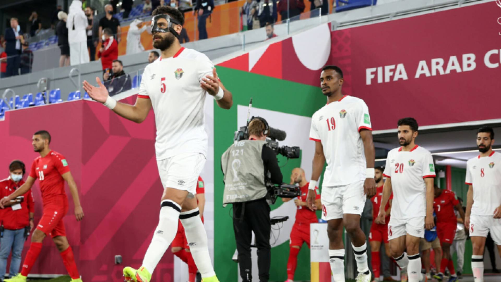 اللاعب يزن العرب