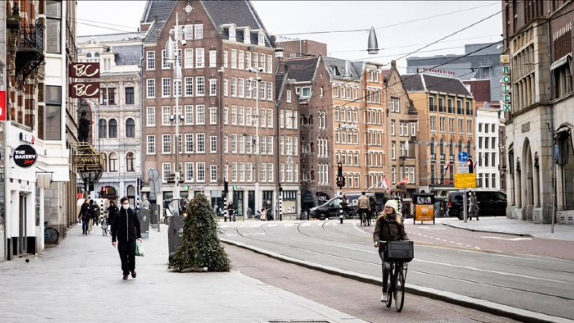 دولة أوروبية تعلن العودة للإغلاق الشامل بسبب كورونا