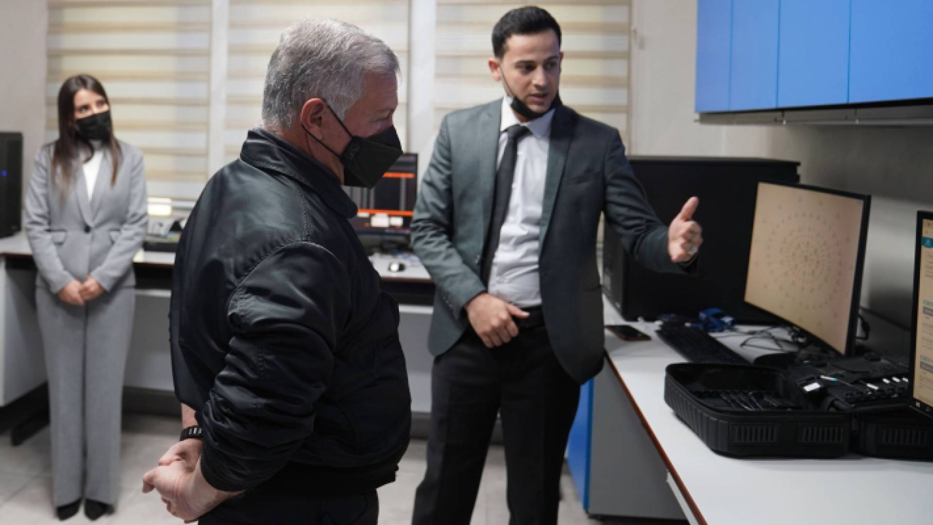 جانب من زيارة جلالة الملك إلى إدارة حماية الأسرة والأحداث