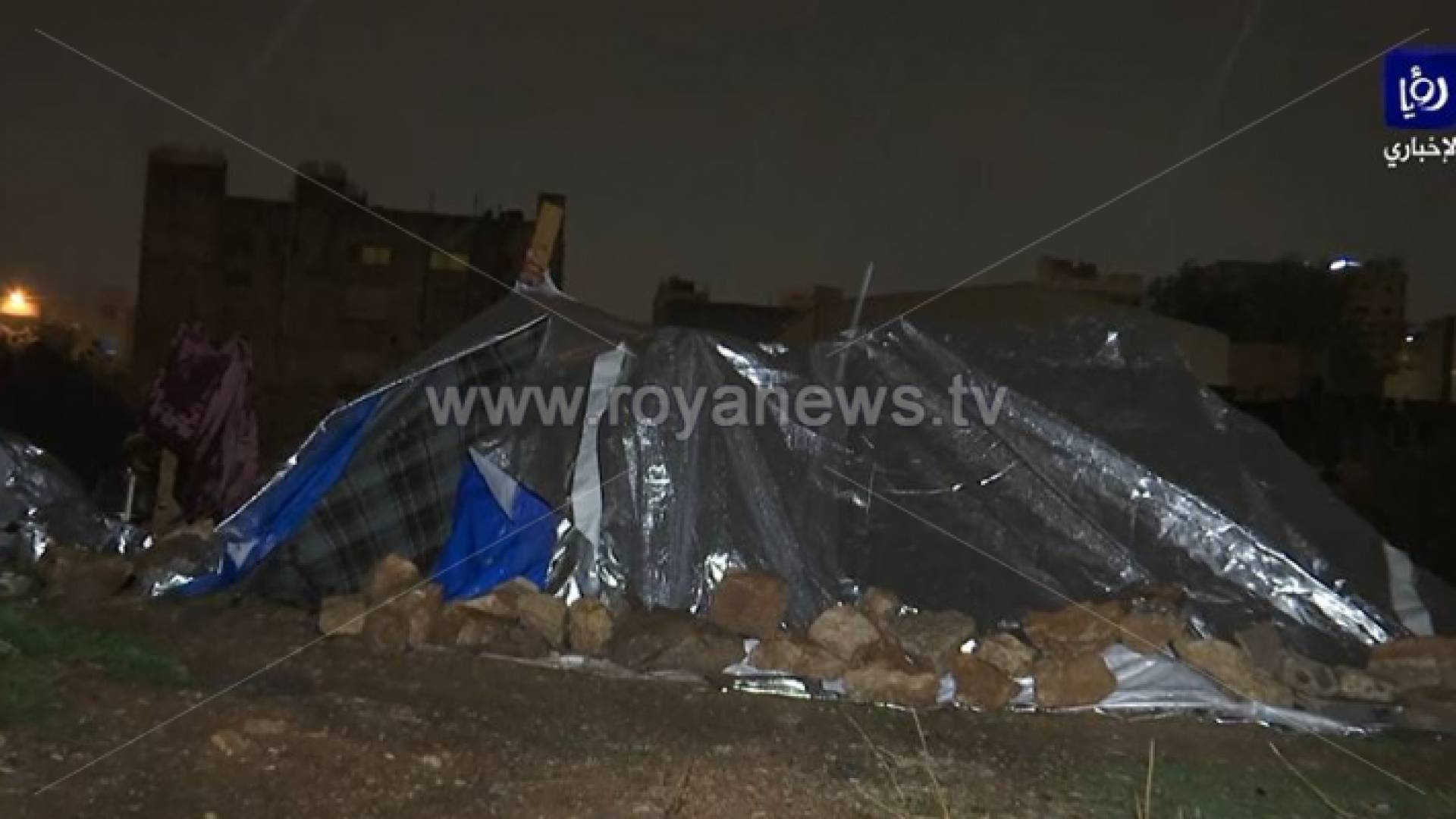 صورة الخيمة التي يقطنها عائلة أبو انس