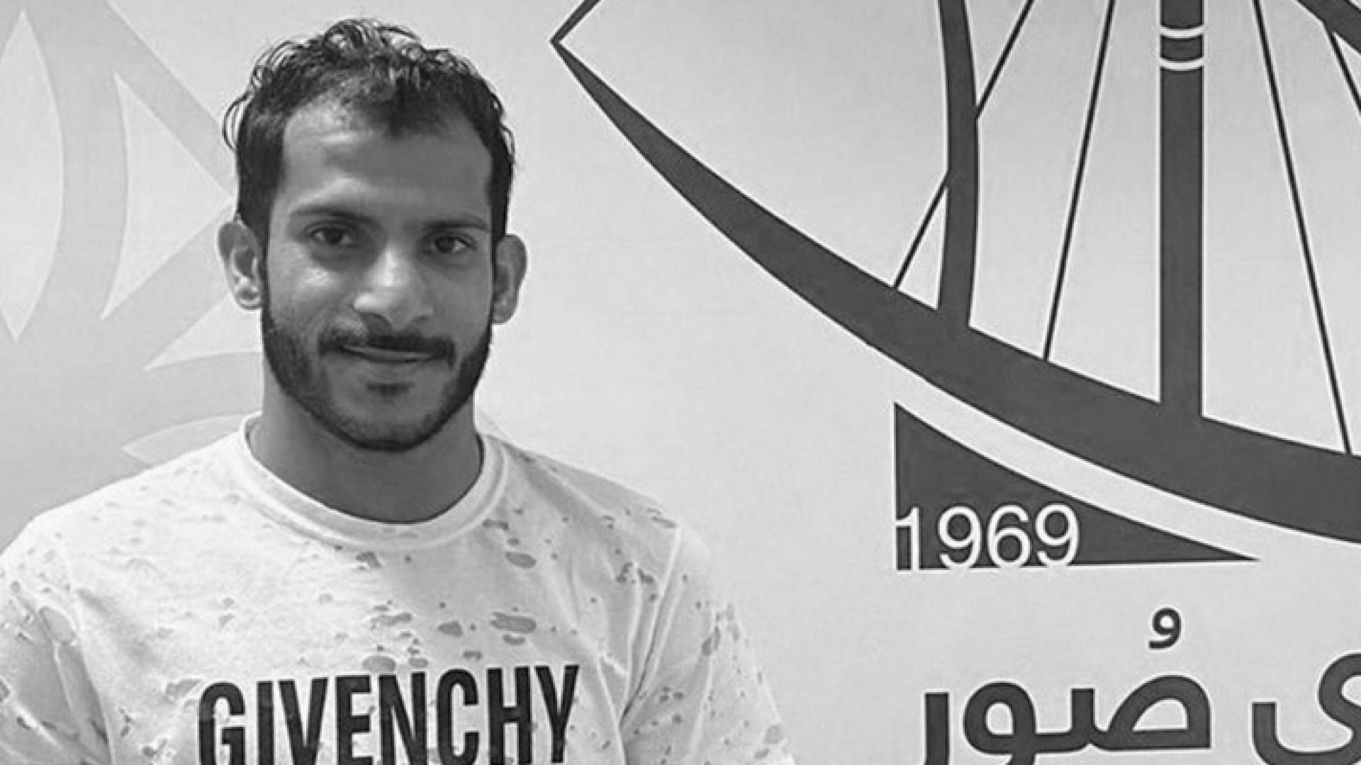 لاعب نادي مسقط مخلد الرقادي