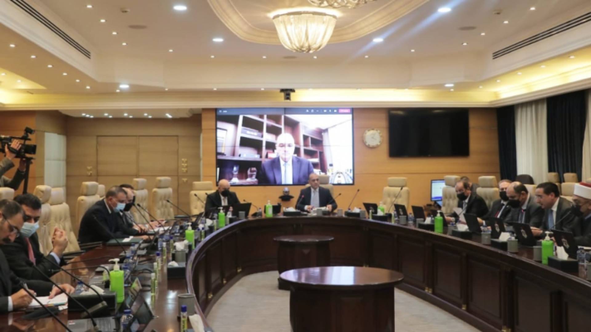 جانب من اجتماع الحكومة