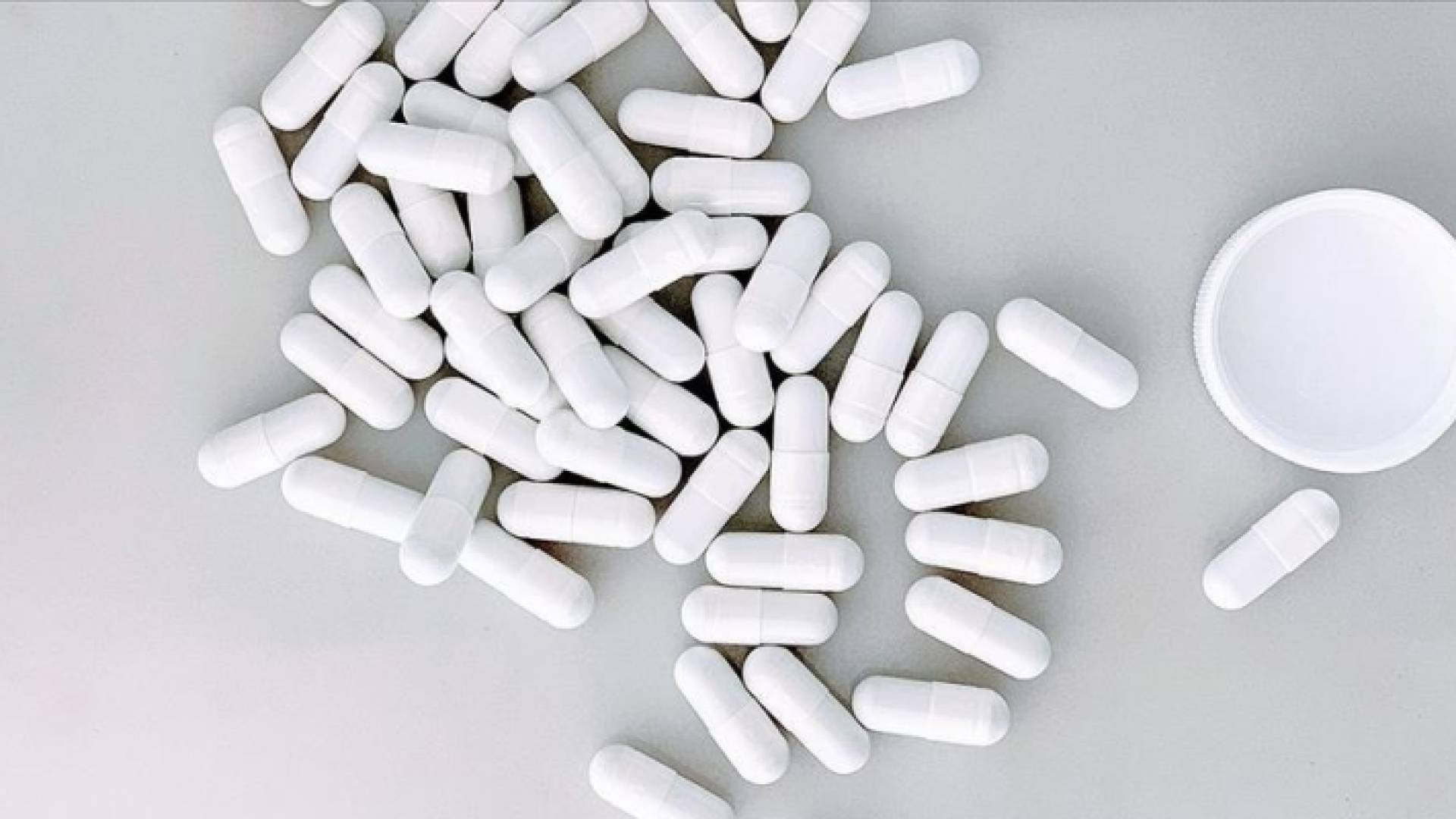 السلطات الصحية الأمريكية تجيز استخدام دواء "ميرك" المضاد لكوفيد