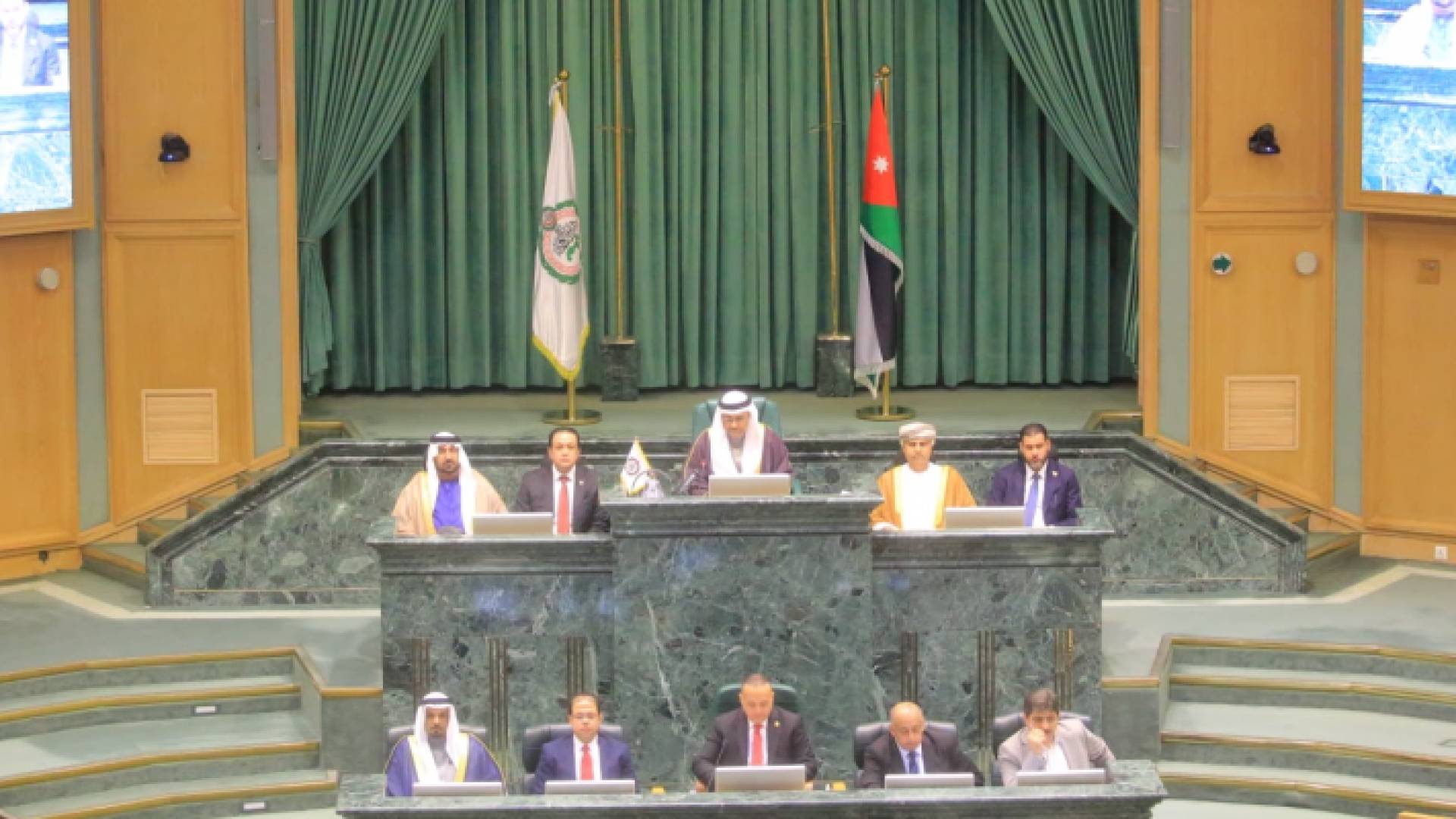 من جلسة البرلمان العربي في عمان