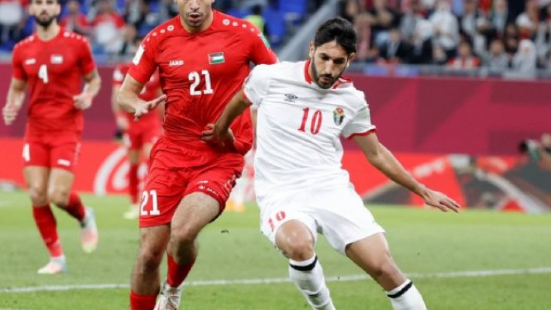 اللاعب يزن النعيمات
