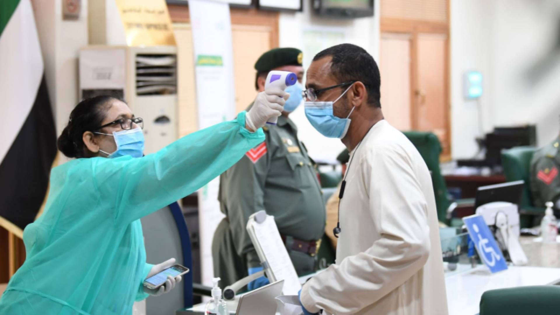 كوادر صحية إماراتية