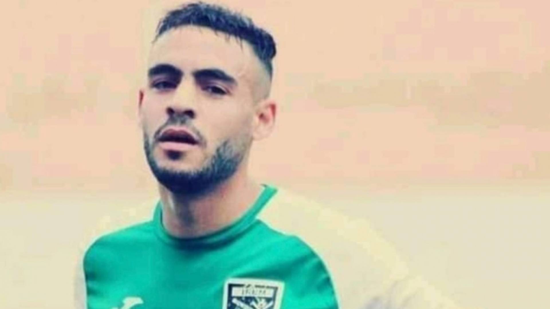 وفاة لاعب جزائري بعد سقوطه على أرض الملعب