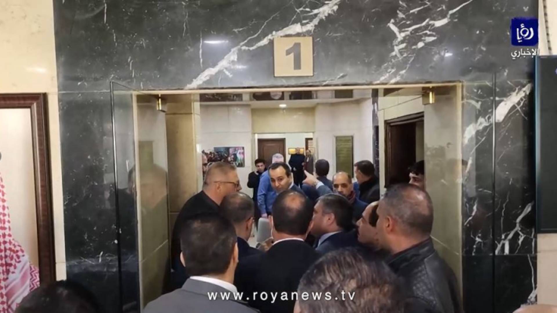 جلبة في أروقة النواب إثر تحويل اجتماع اللجنة القانونية إلى "سري"