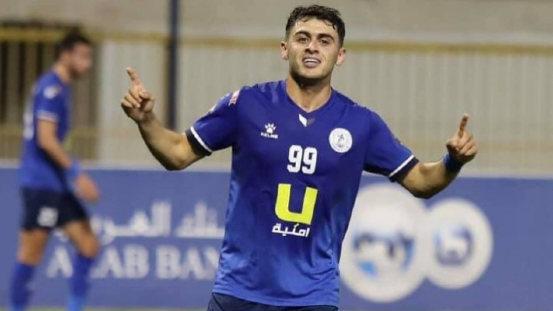 اللاعب محمد أبو زريق الملقب بشرارة