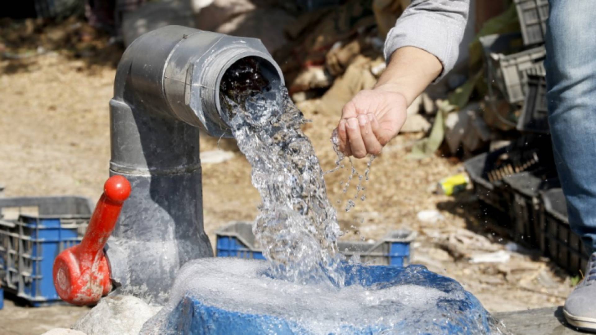 مضخة مياه - ارشيفية