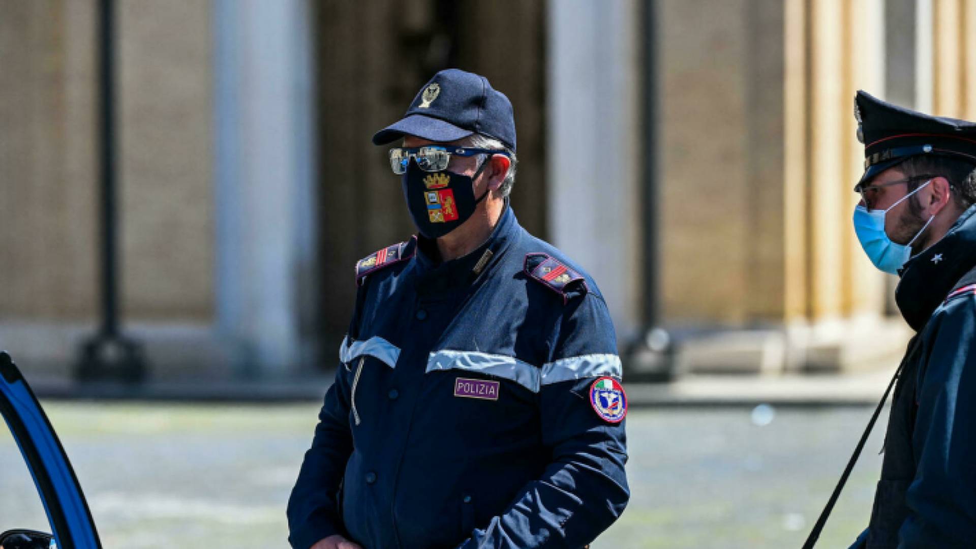 إيطالي يعطي ابنته الكوكايين بدلا من دواء ملين للأمعاء