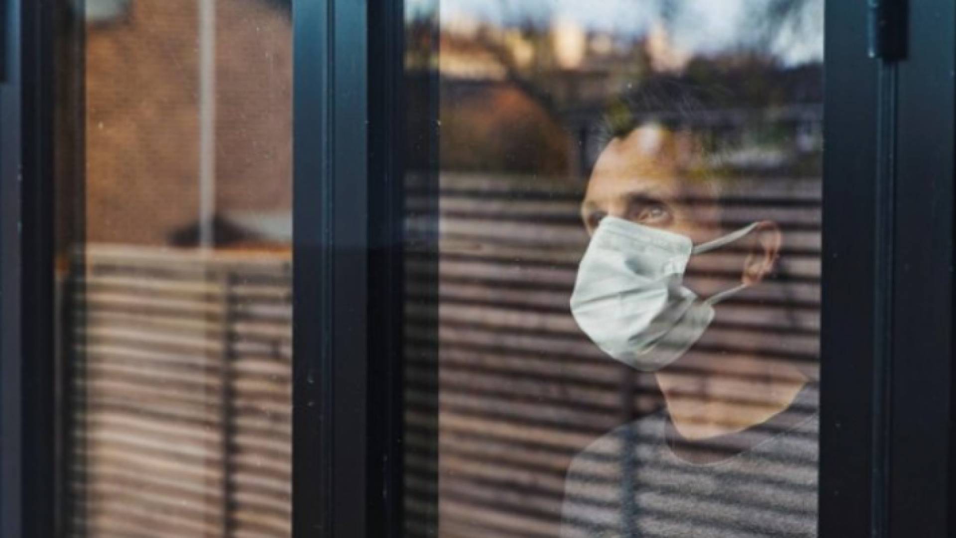 الحجر المنزلي