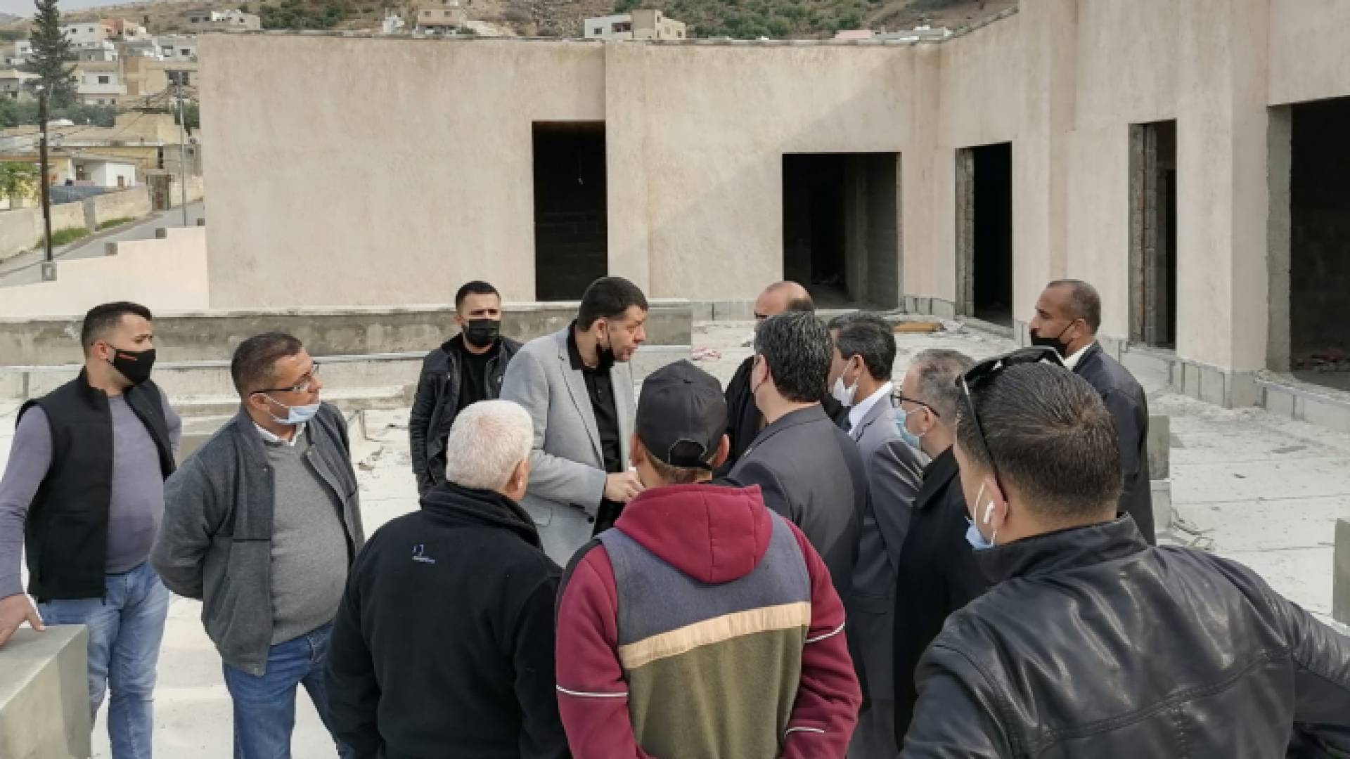 وزير العمل في جولة ميدانية