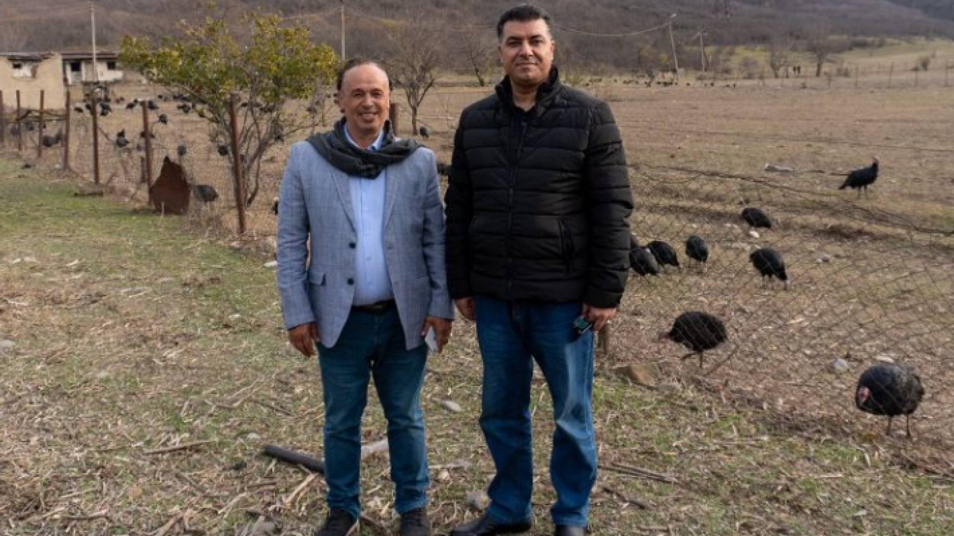 وزير الزراعة وأبو طلال العجرمي خلال زيارة الأول إلى جورجيا