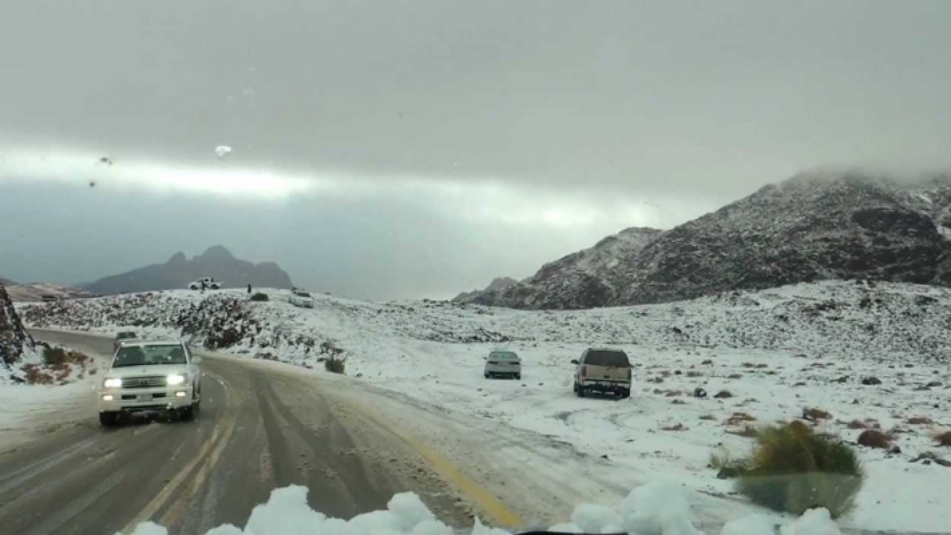 جبل اللوز في تبوك