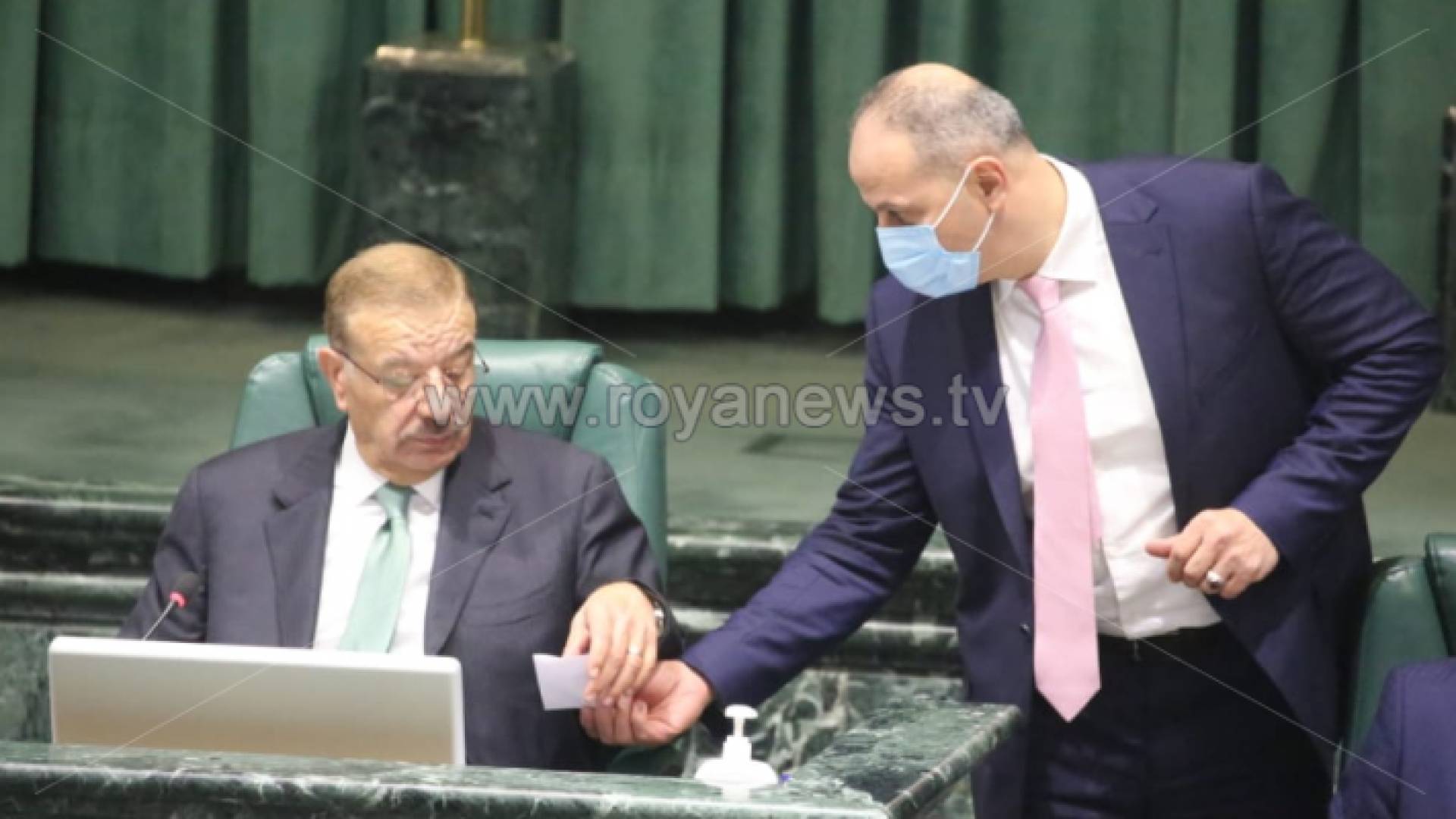 صورة من جلسة النواب