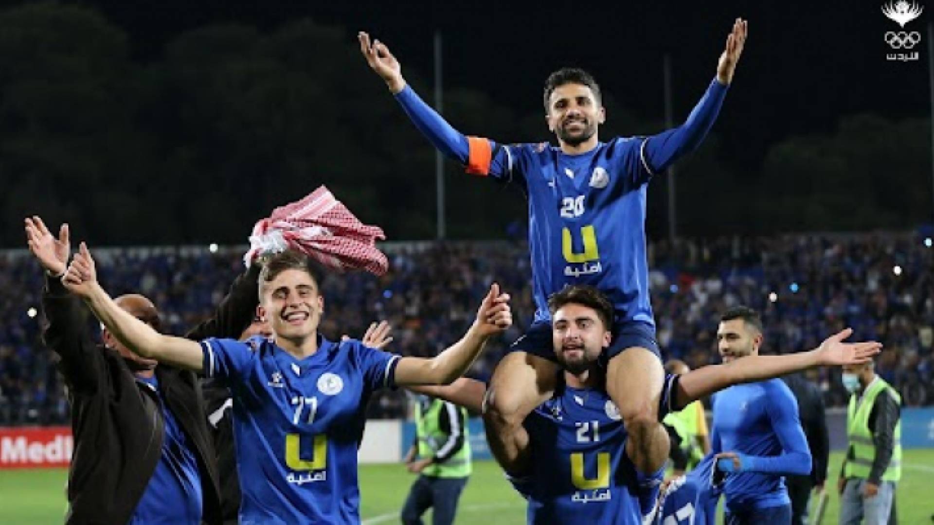 لاعبو الرمثا يحتفلون بتتويج فريقهم ببطولة الدوري - أرشيفية