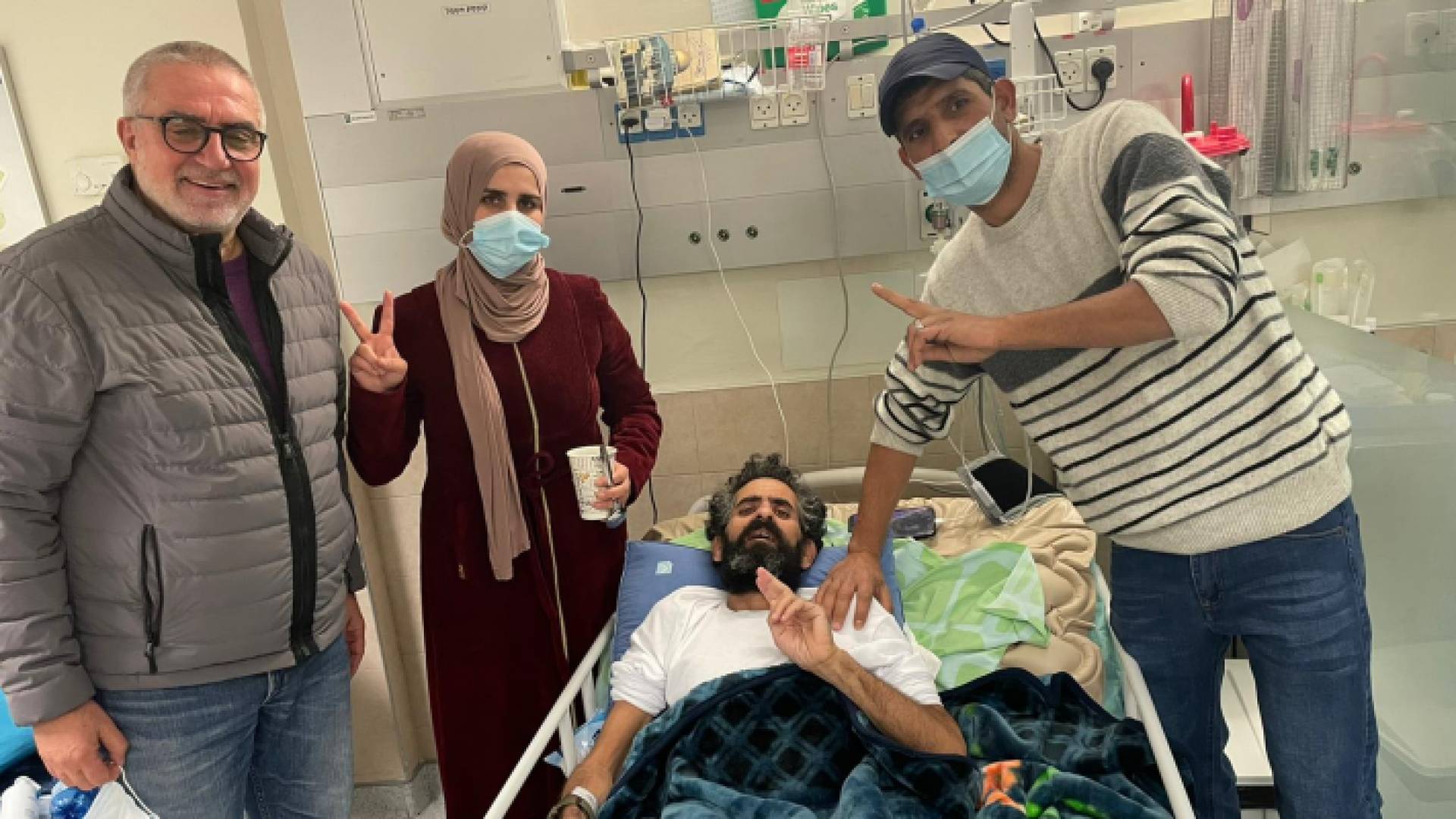 جواد بولس: المعتقل هشام أبو هواش يعلن تعليق إضرابه عن الطعام