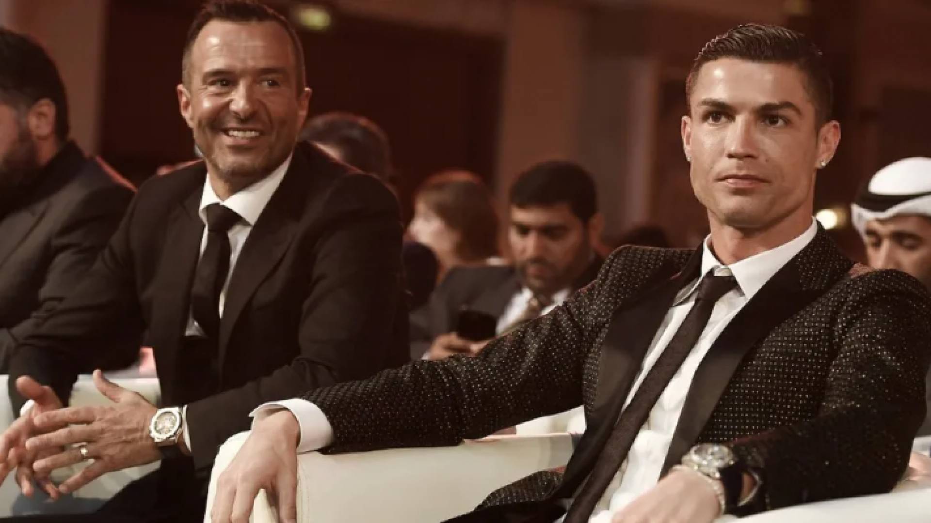 رونالدو مع وكيل أعماله مينديز