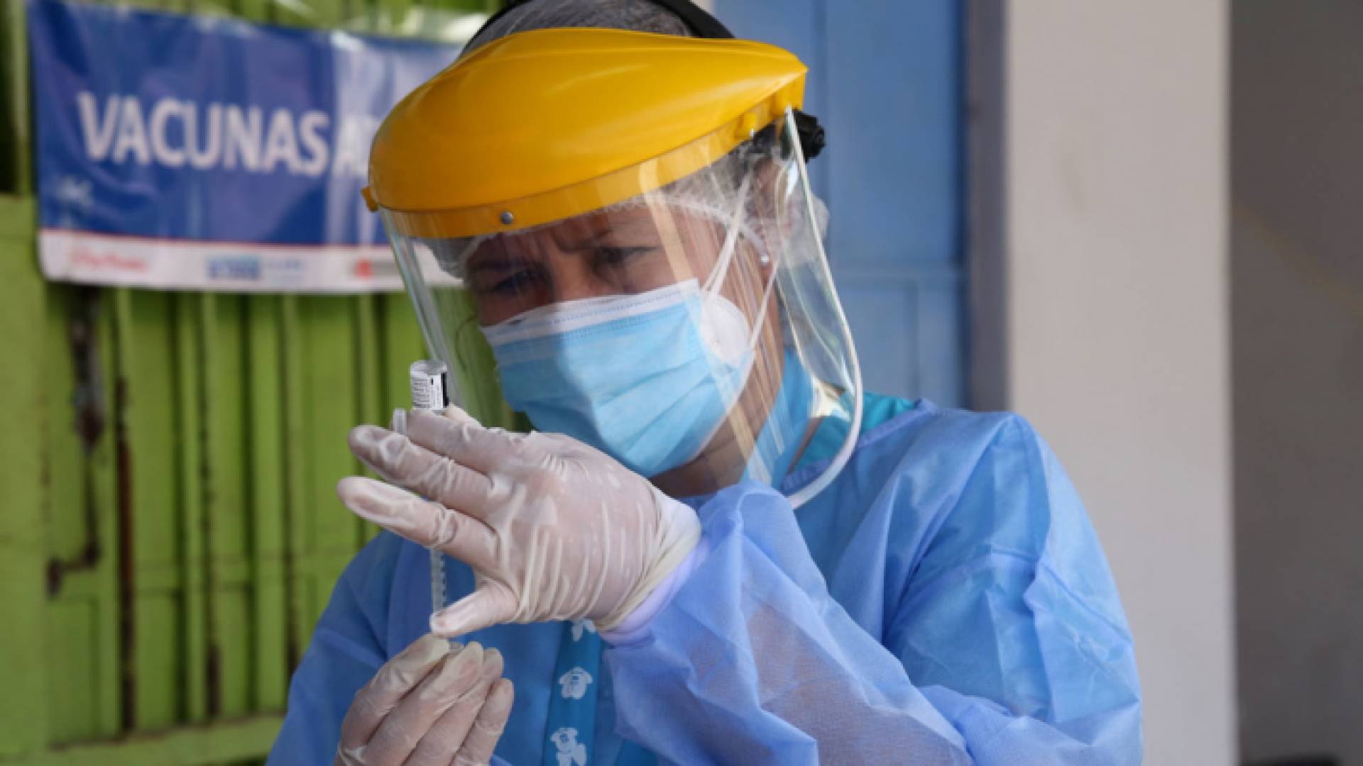 منظمة الصحة تدعو لتطوير لقاح خاص بأوميكرون ولانتاج لقاحات جديدة