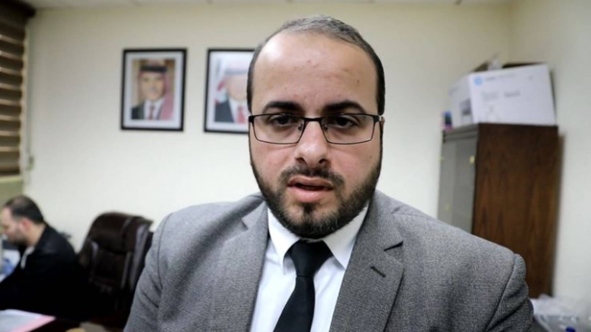 النائب حسن الرياطي