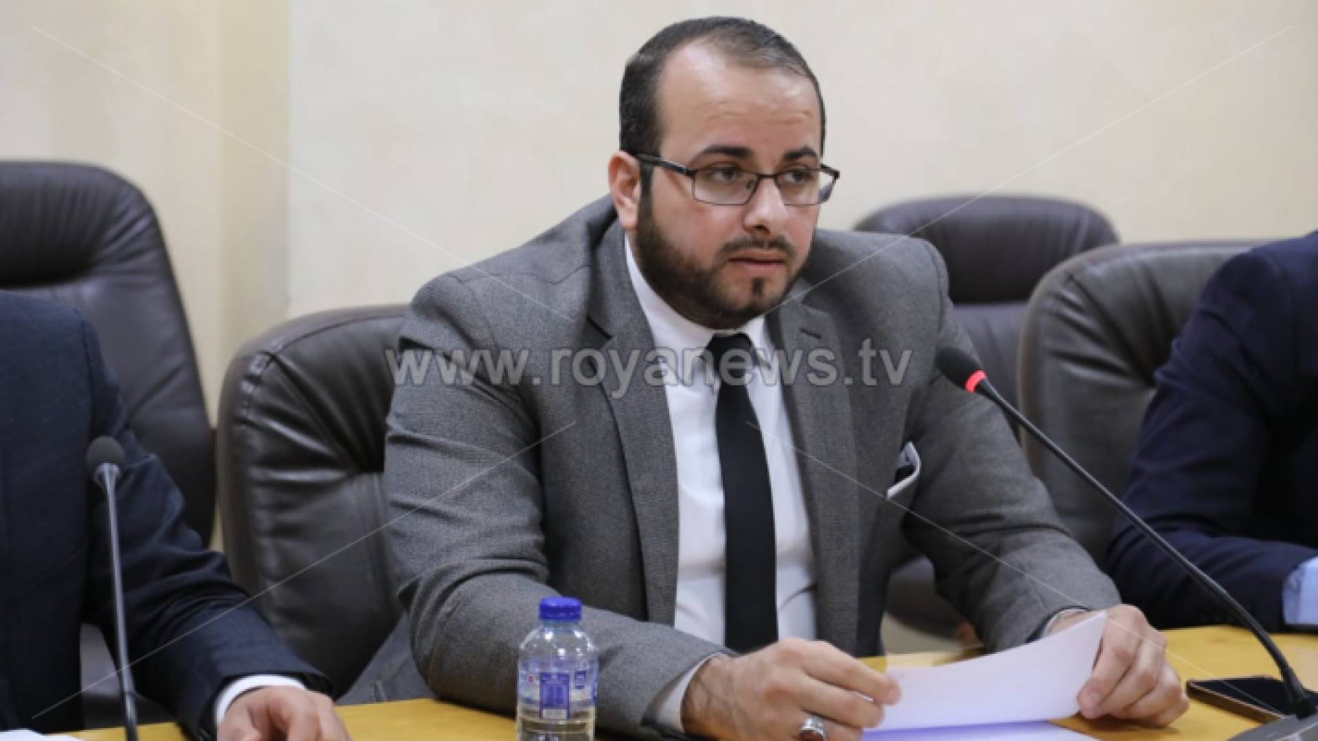 النائب حسن الرياطي