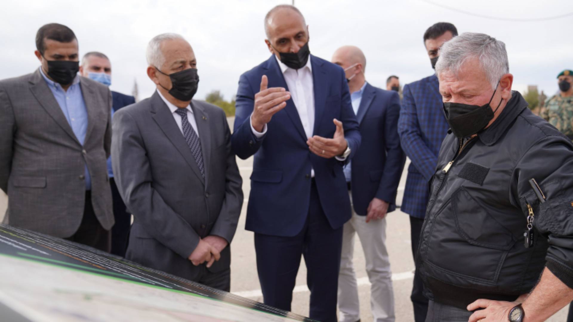 الملك يزور أكبر مشروع تحريج بالمملكة "جذور"