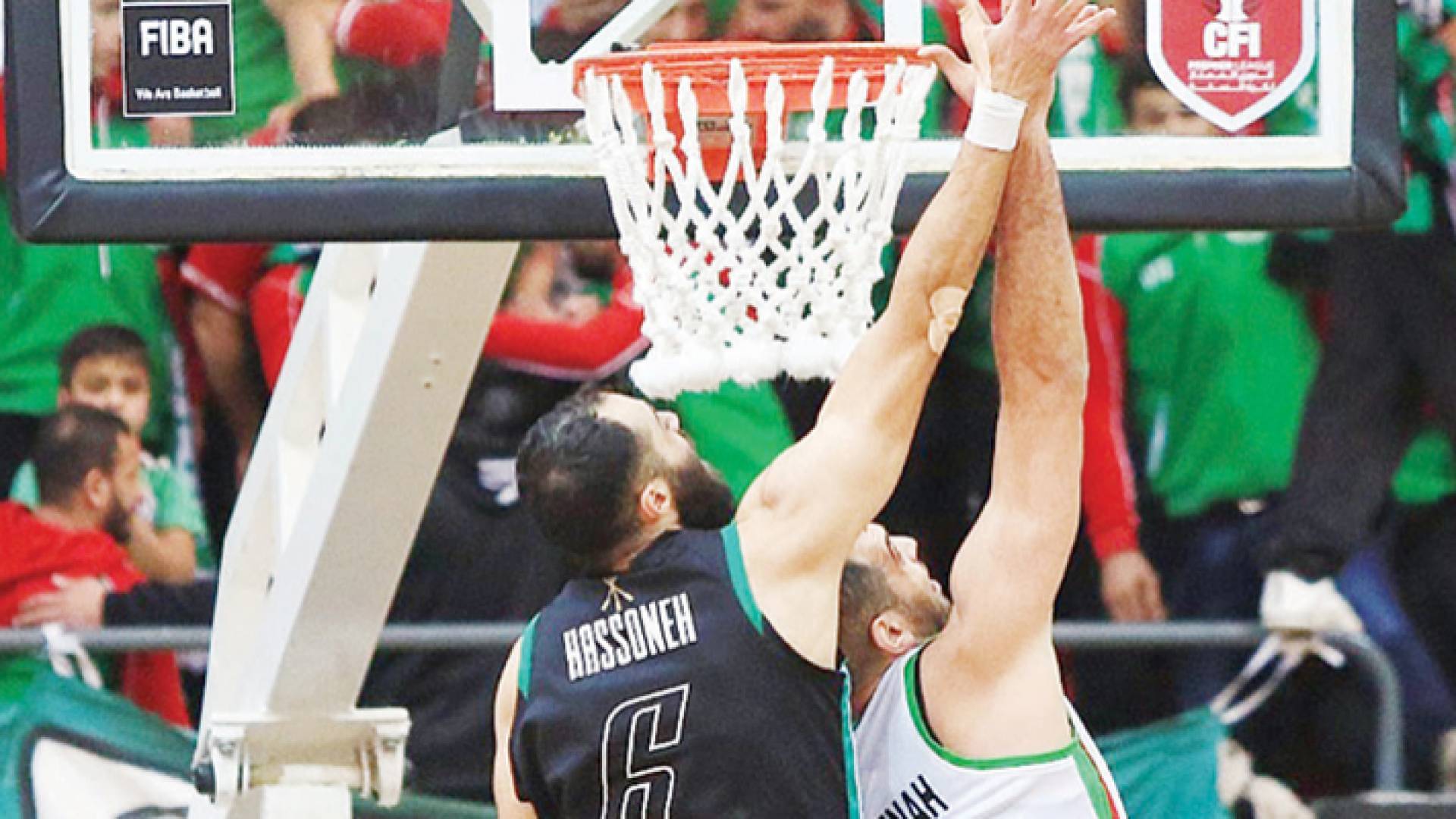 الأهلي يتصدر دوري كرة السلة مؤقتا