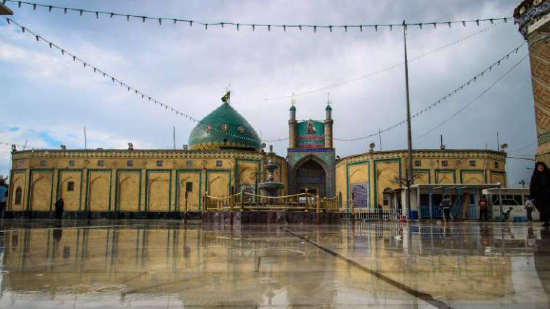 مرقد الإمام الحمزة الغربي