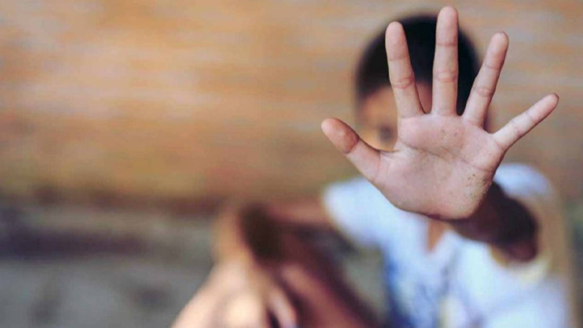 رؤيا تنشر تفاصيل جريمة مقتل حدث على يد والده عام 2013