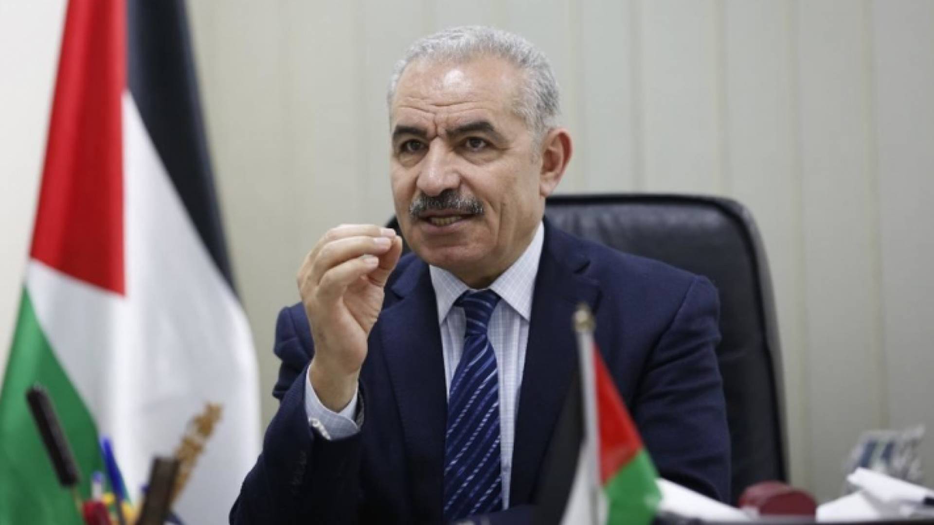 رئيس الوزراء الفلسطيني محمد اشتية