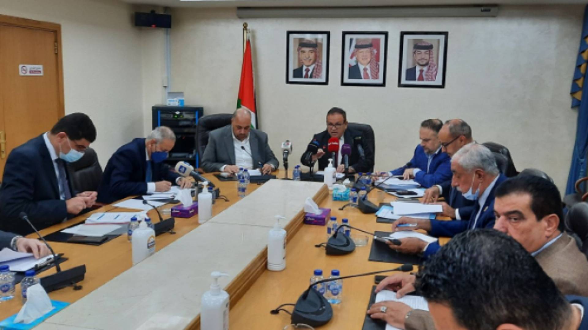 اجتماع اللجنة المالية في مجلس النواب بحضور الوزير كريشان