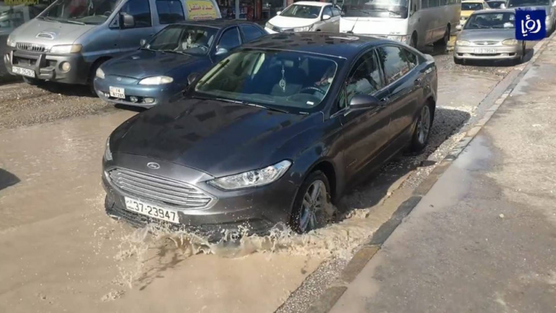 شوارع إربد في الشتاء.. أضرار كبيرة بسبب تهالك البنية التحتية
