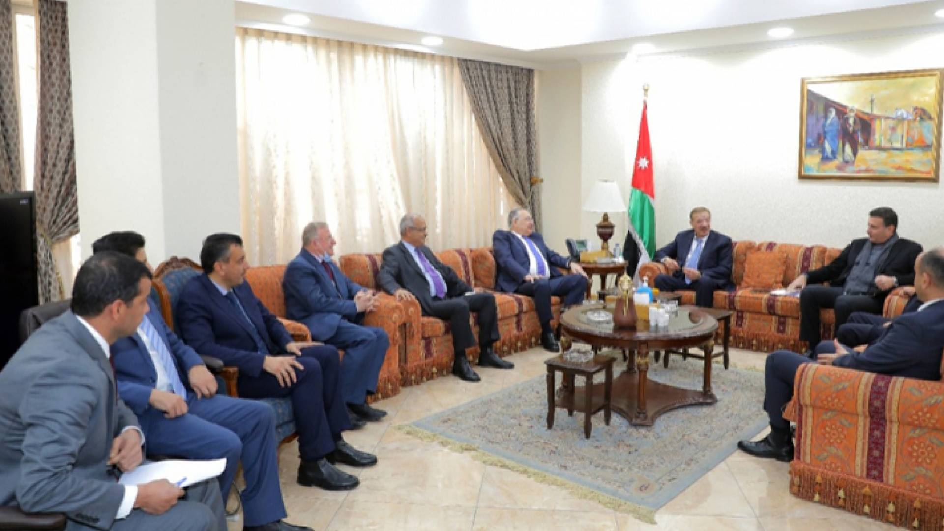 الدغمي يتسلم تقرير هيئة النزاهة ومكافحة الفساد