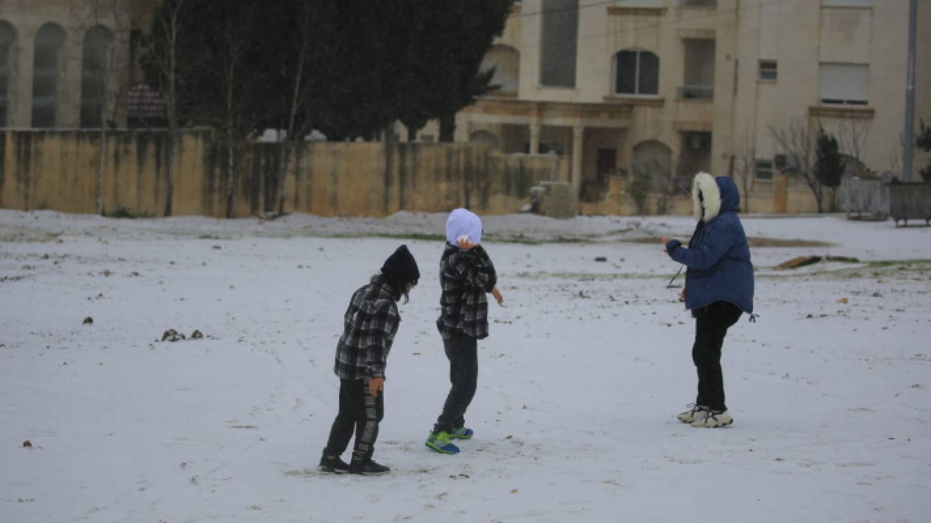 ثلوج في عمان