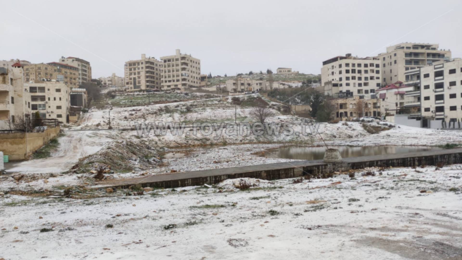 ثلوج في العاصمة عمان صباح الأربعاء