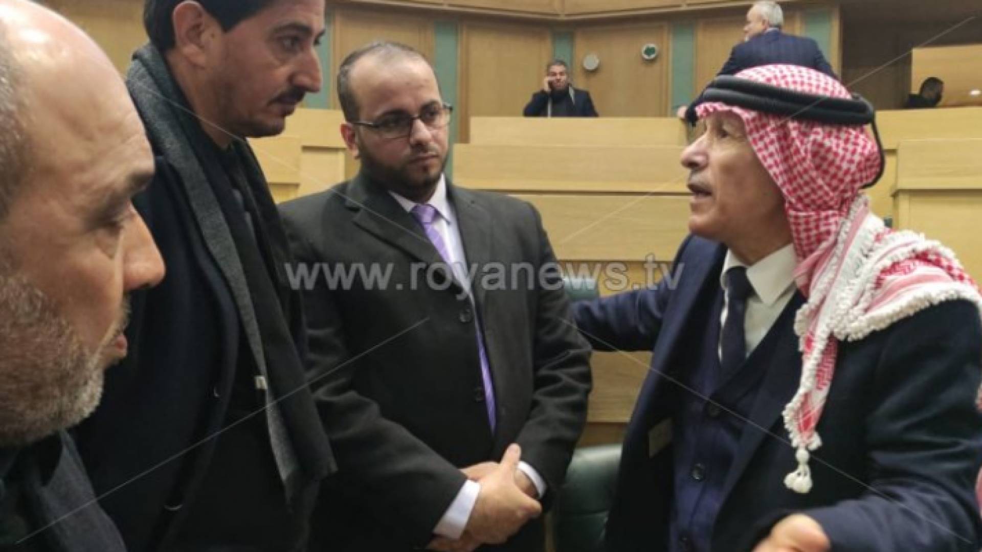 النائب الرياطي خلال الجلسة