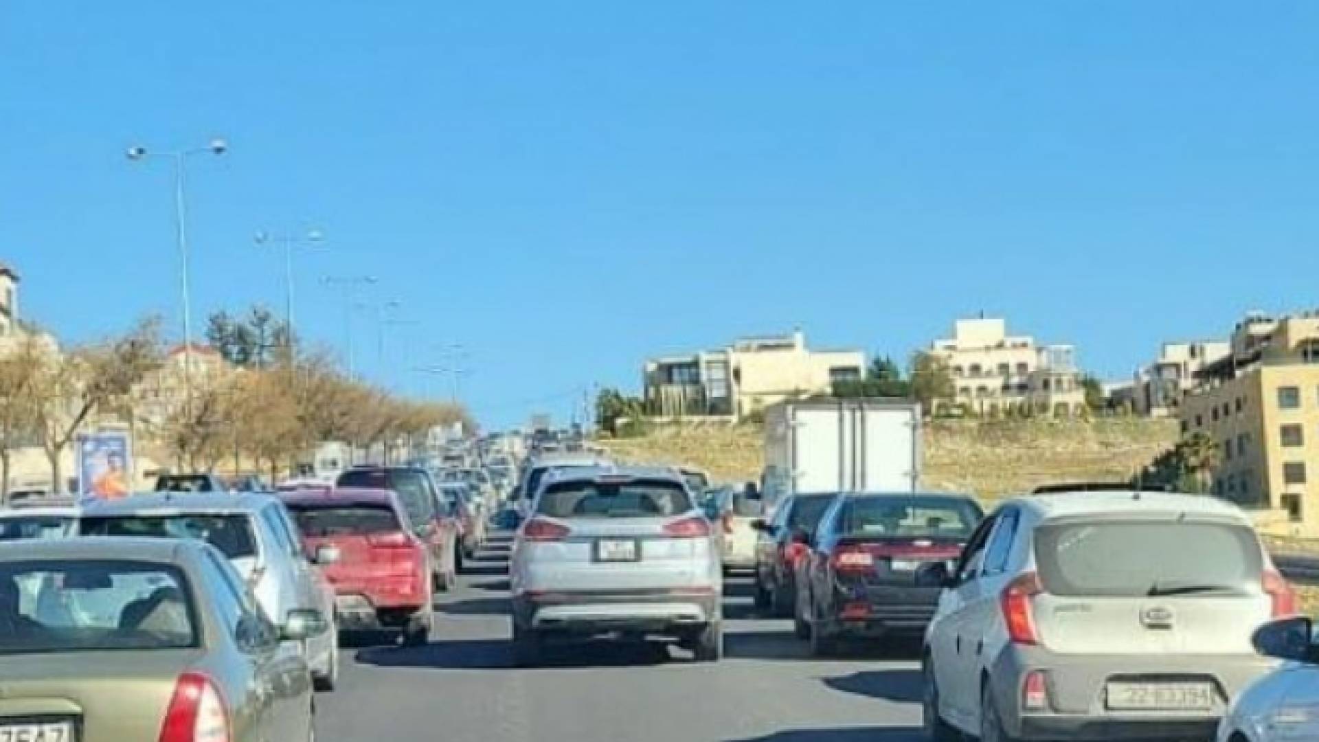 أزمة سير في أحدة شوارع الأردن
