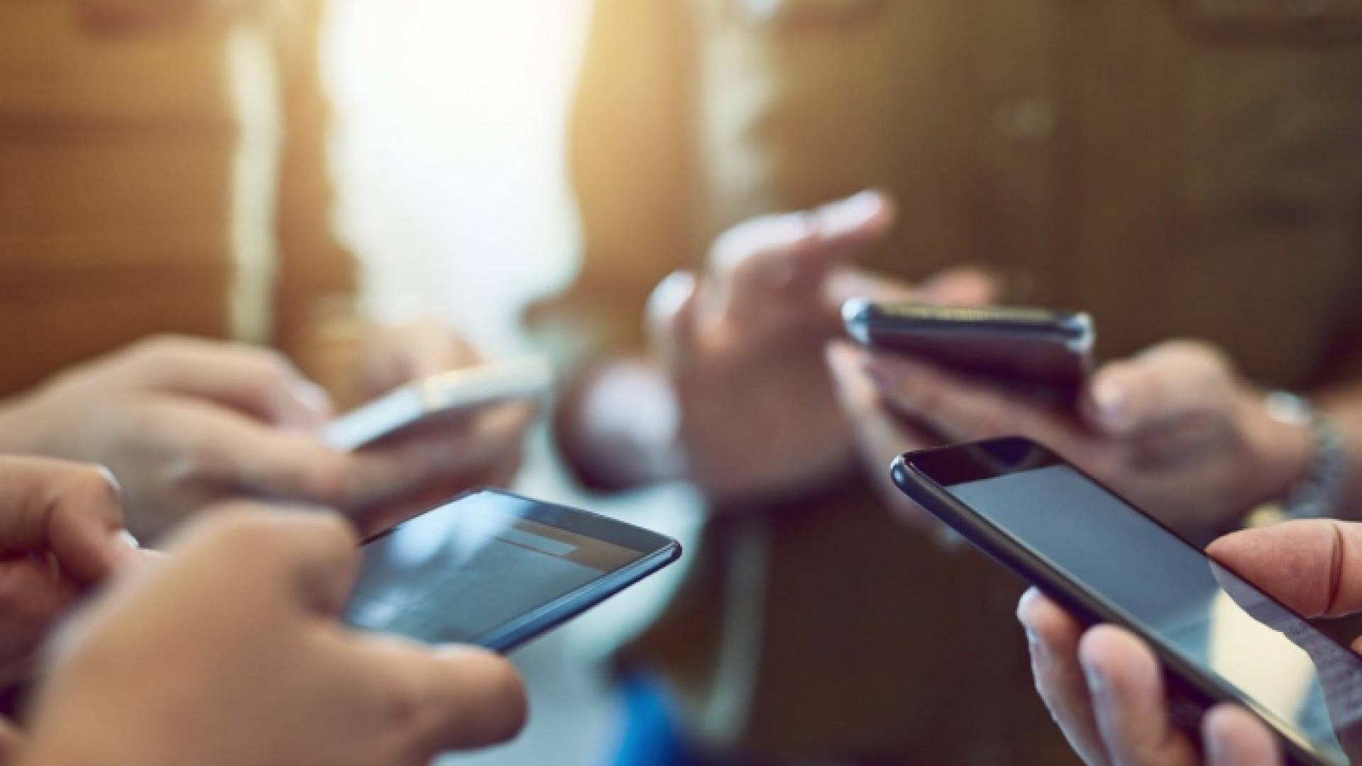 هواتف محمولة