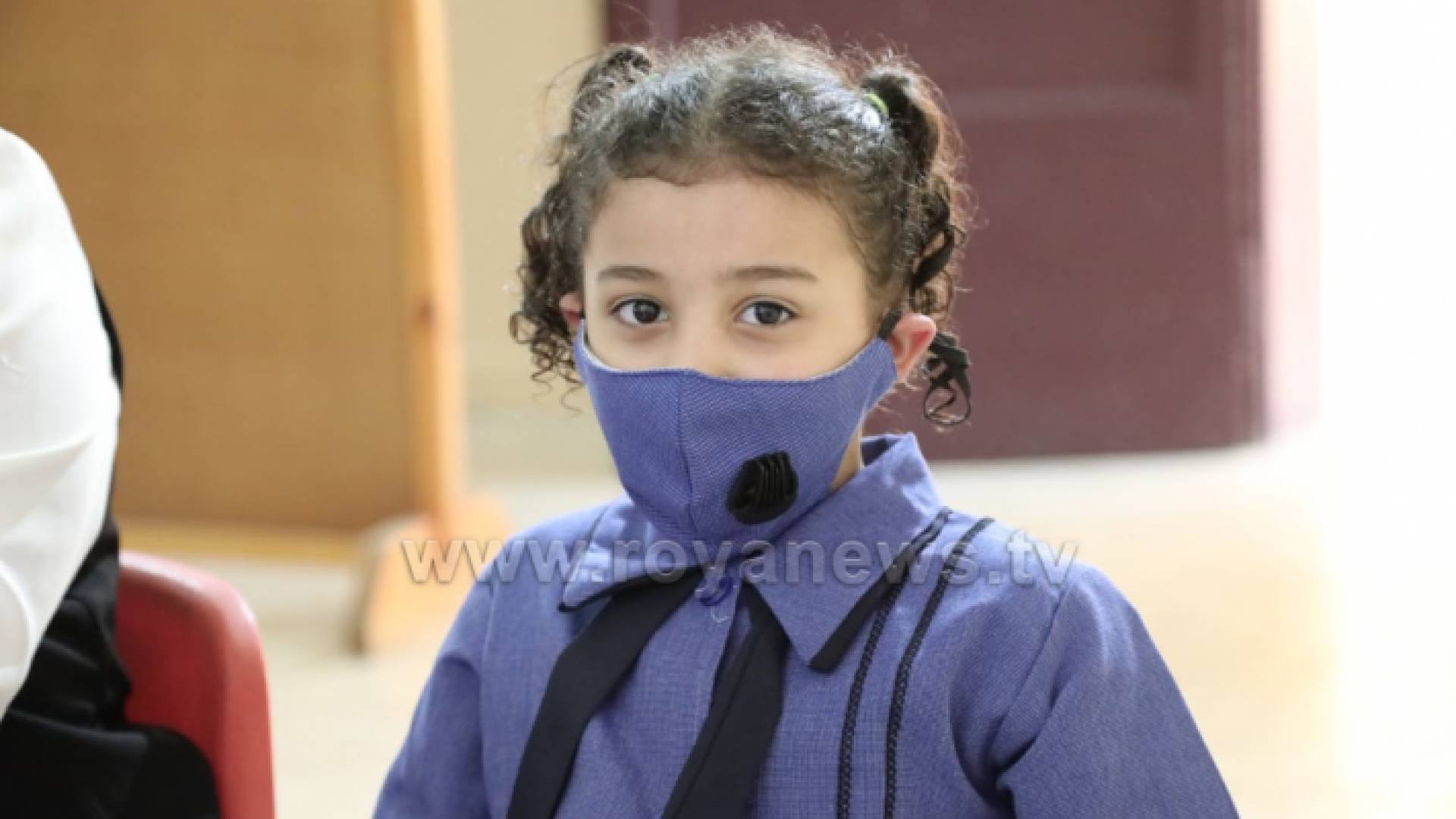 طالبة مدرسة