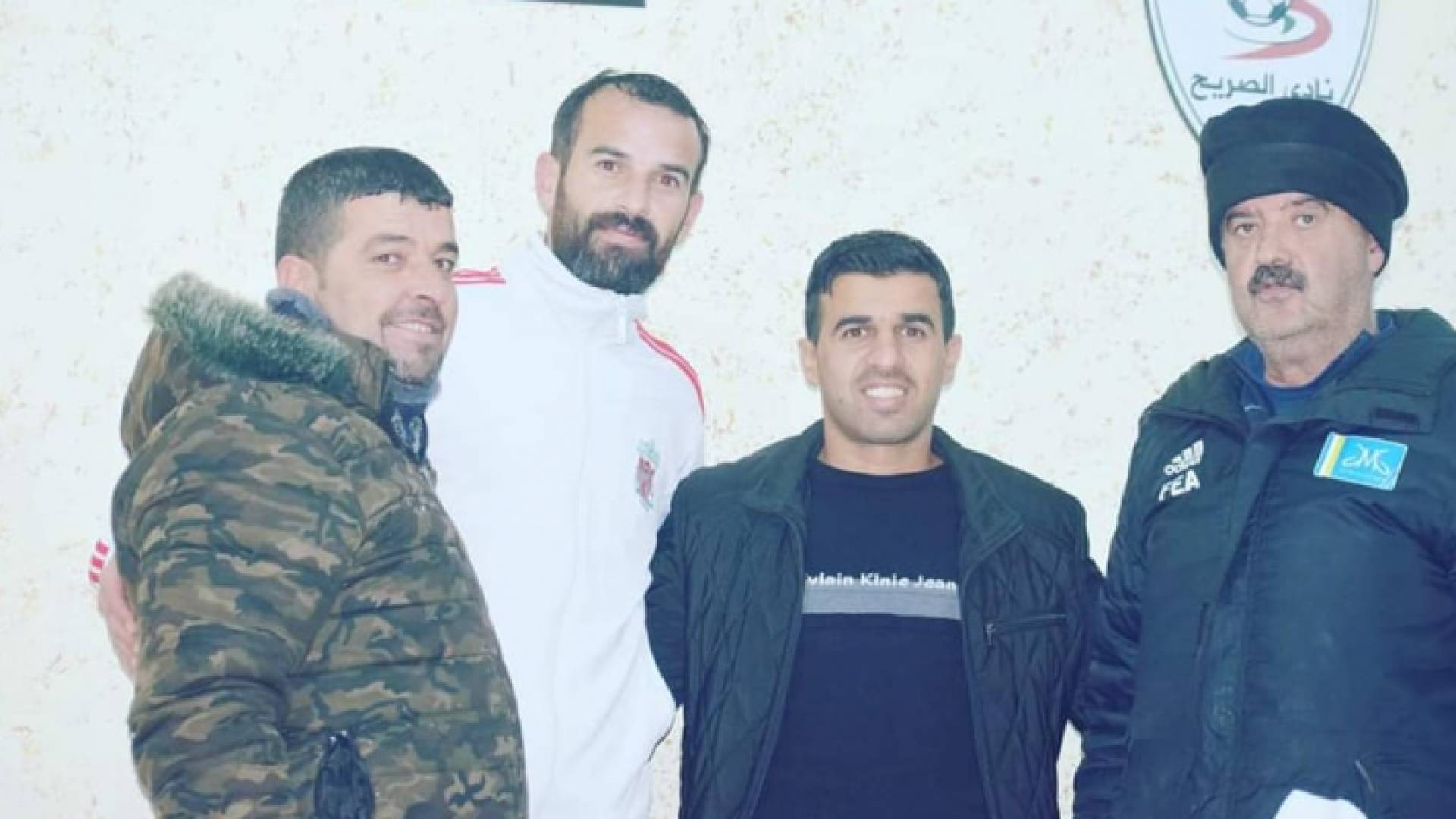 صورة من حفل التوقيع