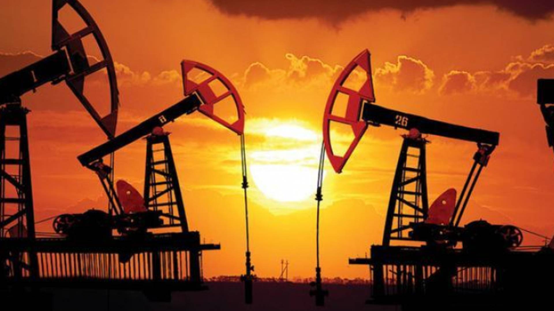 منصة نفط - تعبيرية