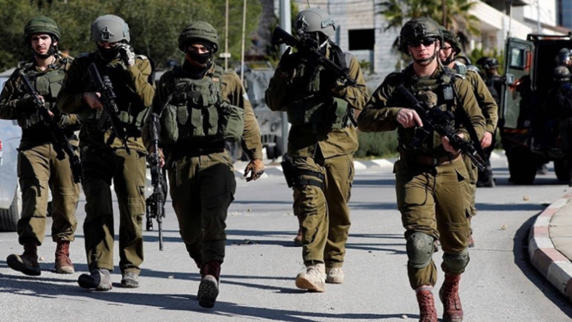 عناصر من جنود الاحتلال